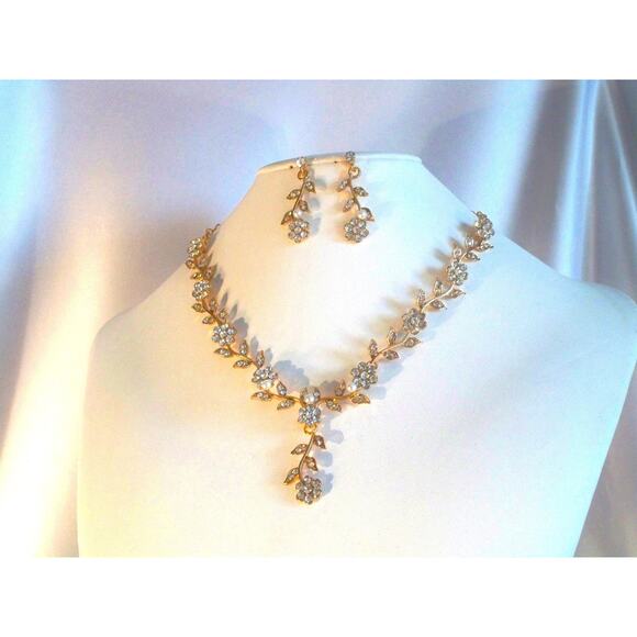 Gold flower vine rhinestone necklace, bridal MOB prom party evening necklace - Picture 3 of 7